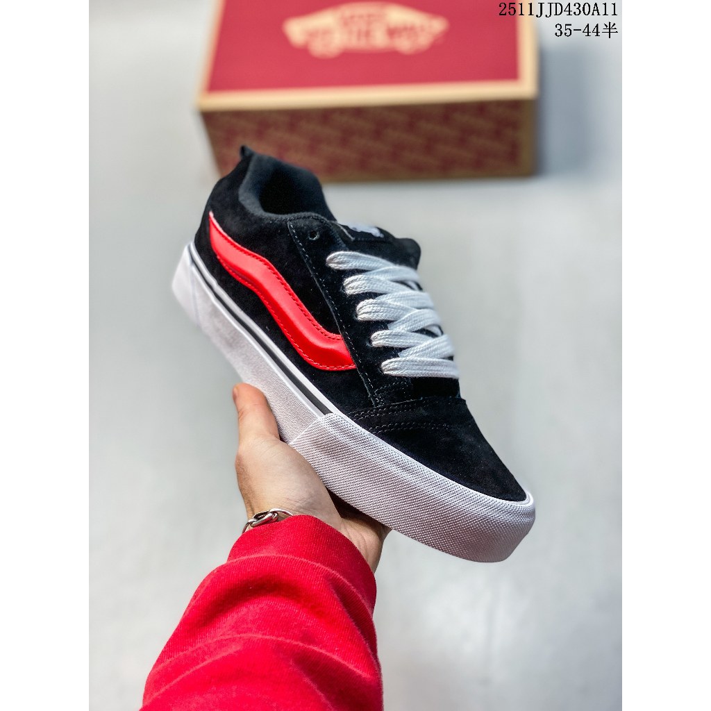 Vans Knu Skool รองเท้าลําลอง