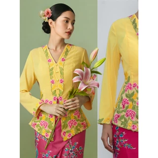 เสื้อเคบายาย้อมถักร้อยสำหรับผู้หญิง ดีไซน์สวยงาม เหมาะสำหรับโอกาสพิเศษ