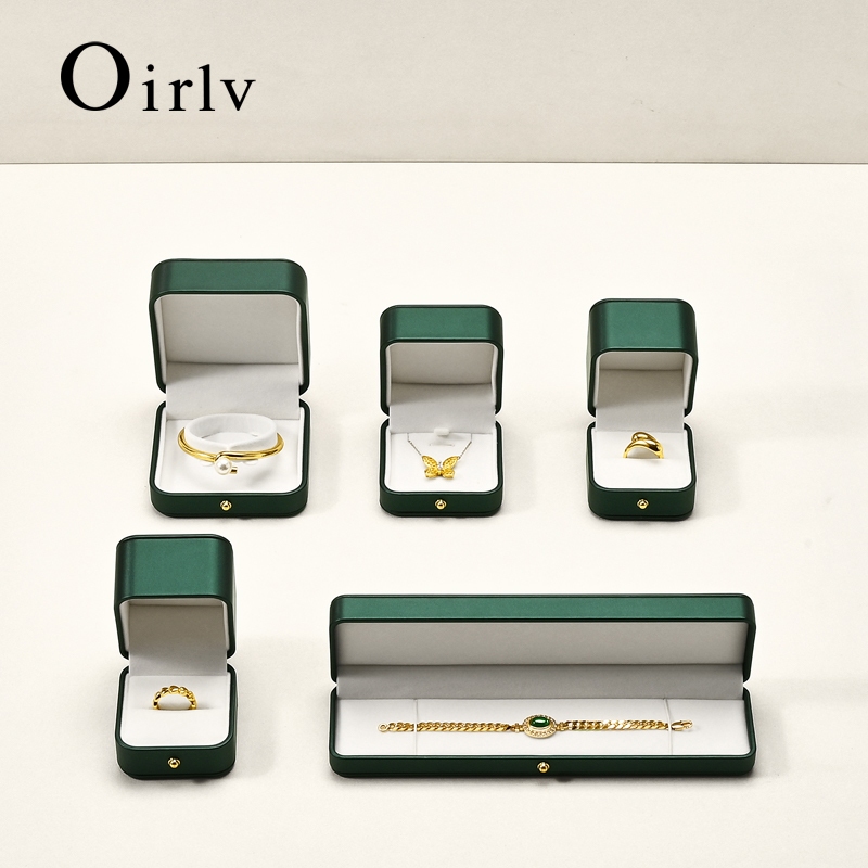 Oirlv หรูหราสีเขียวกล่องเครื่องประดับ PU หนังข้อเสนอแหวนกล่องสําหรับหมั้นงานแต่งงาน H068 H069