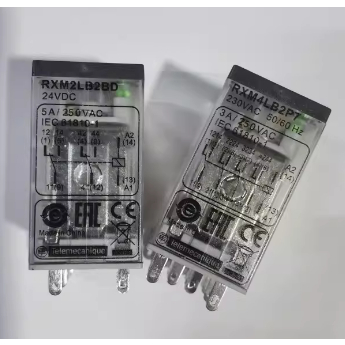 Schneider รีเลย์กลาง RXM2LB2BD RXM2LB2P7 RXM4LB2BD RXM4LB2P7