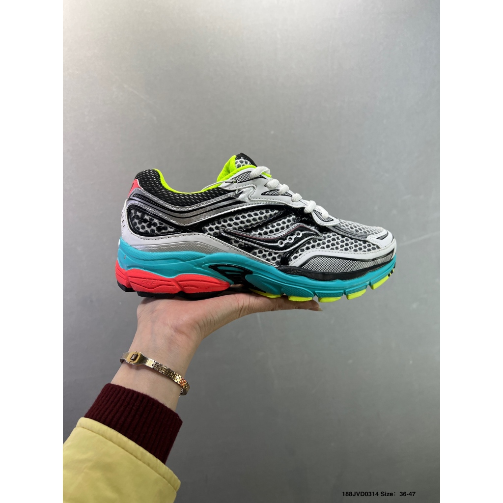 รองเท้าวิ่ง Saucony Pro Grid Omni 9