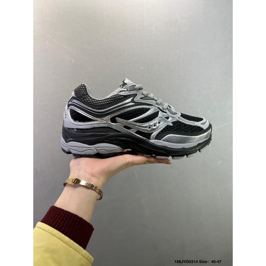 รองเท้าวิ่ง Saucony Pro Grid Omni 9
