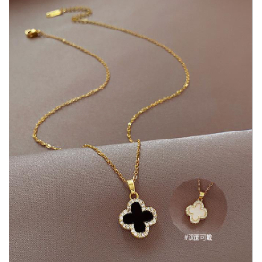 2026 สไตล์ใหม่ Niche Design Four-Leaf Clover สร้อยข้อมือประณีต Classy ต่างหูหรูหราเครื่องประดับระดับไฮเอนด์ ราคา ถูกที่สุด ดีลบีเคเค แกลเลอรีภาพที่ 9