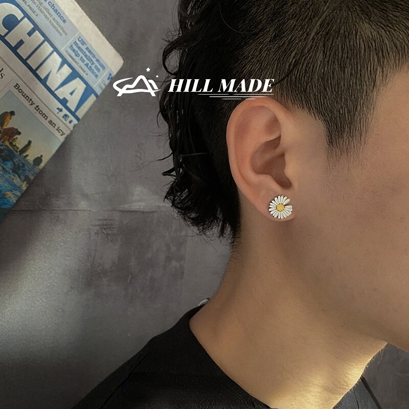 G-Dragon แรงบันดาลใจ อัญมณีหูทรงดอกเดซิว ทำจากเหล็กไทเทเนียมที่ไม่อันตรายต่อคนเป็นภูมิแพ้ เหมาะสำหรับผู้ชายและผู้หญิง