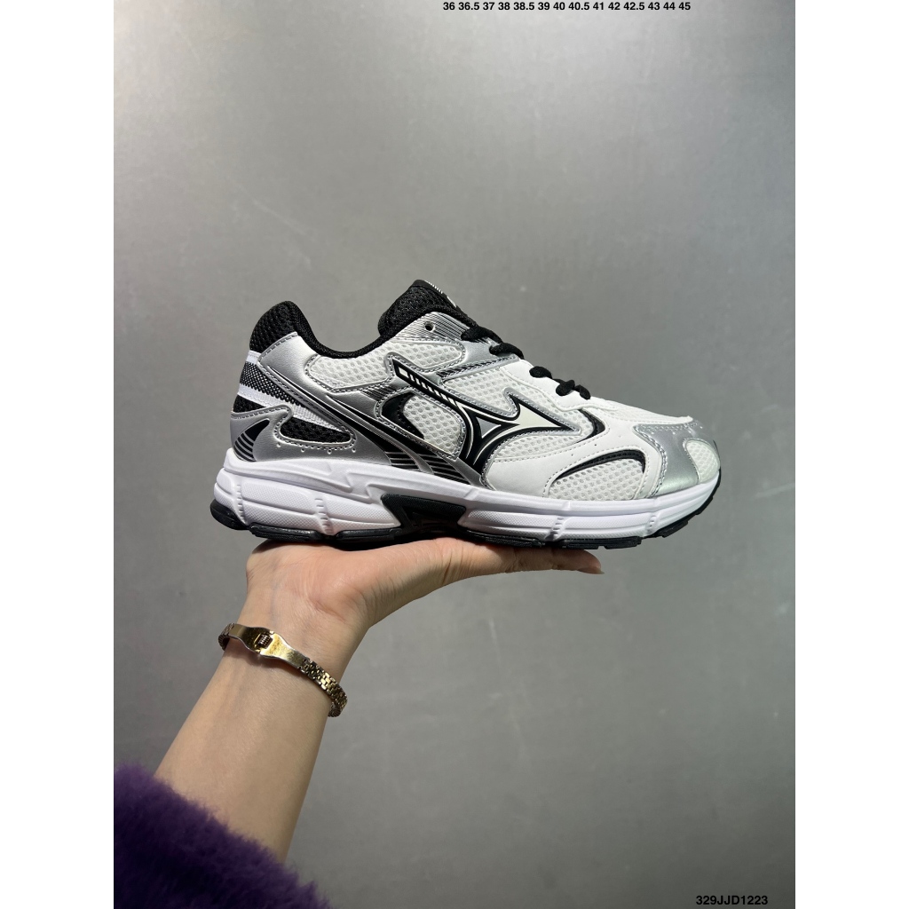 รองเท้าวิ่ง MIZUNO SPEED 2K