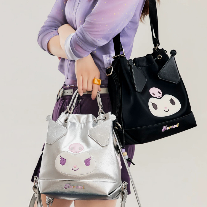 TOUTOU Kuromi Bucket Backpack กระเป๋าเดินทางผู้หญิง กระเป๋าพร็อพ