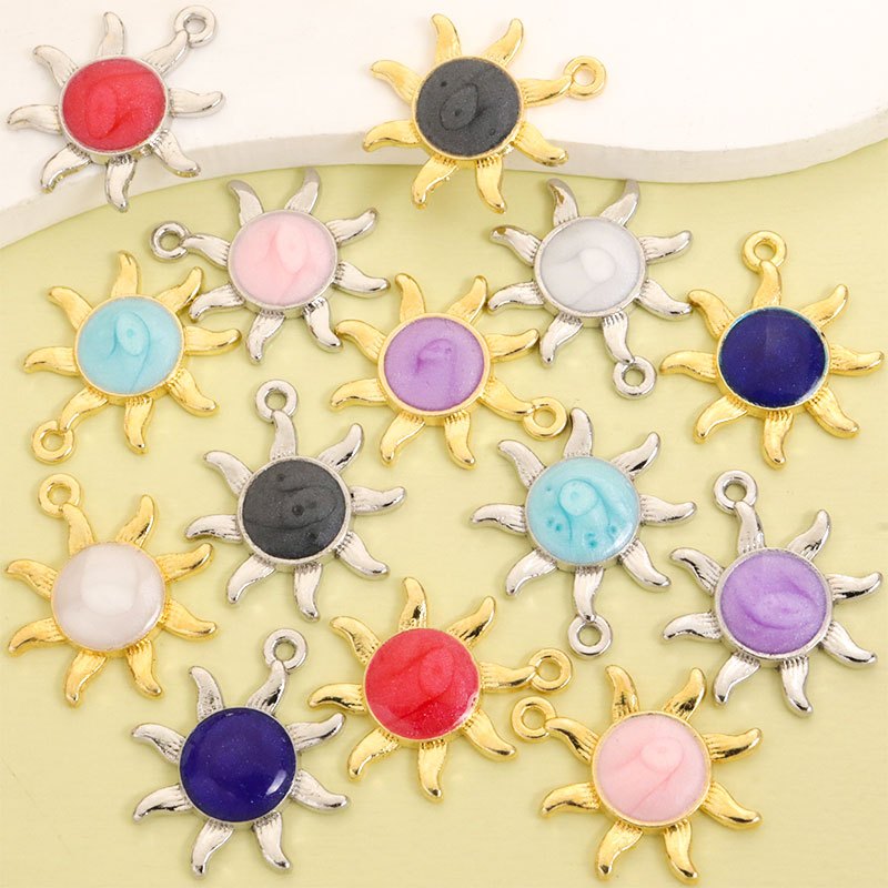 10ชิ้นข้ามพรมแดนยอดนิยม7สีหยดน้ํามันอาทิตย์เสน่ห์พอดีสําหรับเครื่องประดับแฟชั่นทําเองเช่นสร้อยคอสร้อยข้อมือต่างหู ชม. หูฟัง พวงกุญแจ,สไตล์ยู นิสซ์ดอกทานตะวันรูปร่างจี้เห