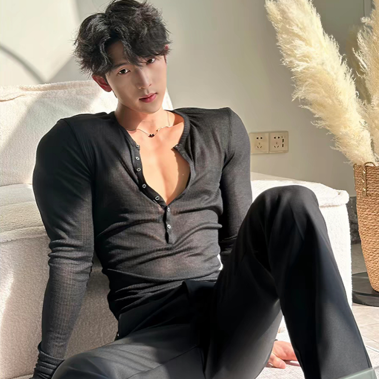 ซีทรูยืดหยุ่น sexy ดีไซน์เข้ารูปพอดีตัว สวมใส่สบาย ให้ความรู้สึกผ่อนคลาย ความรู้สึกระดับสูง
