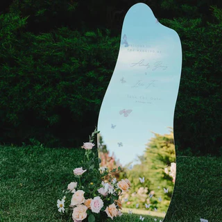 HD กระจกอะคริลิคสติ๊กเกอร์ติดผนังกระจก Self Aesthetic mirror DIY รอบ/รูปไข่/กระจกสะท้อนแสงแต่งหน้าตกแต่ง