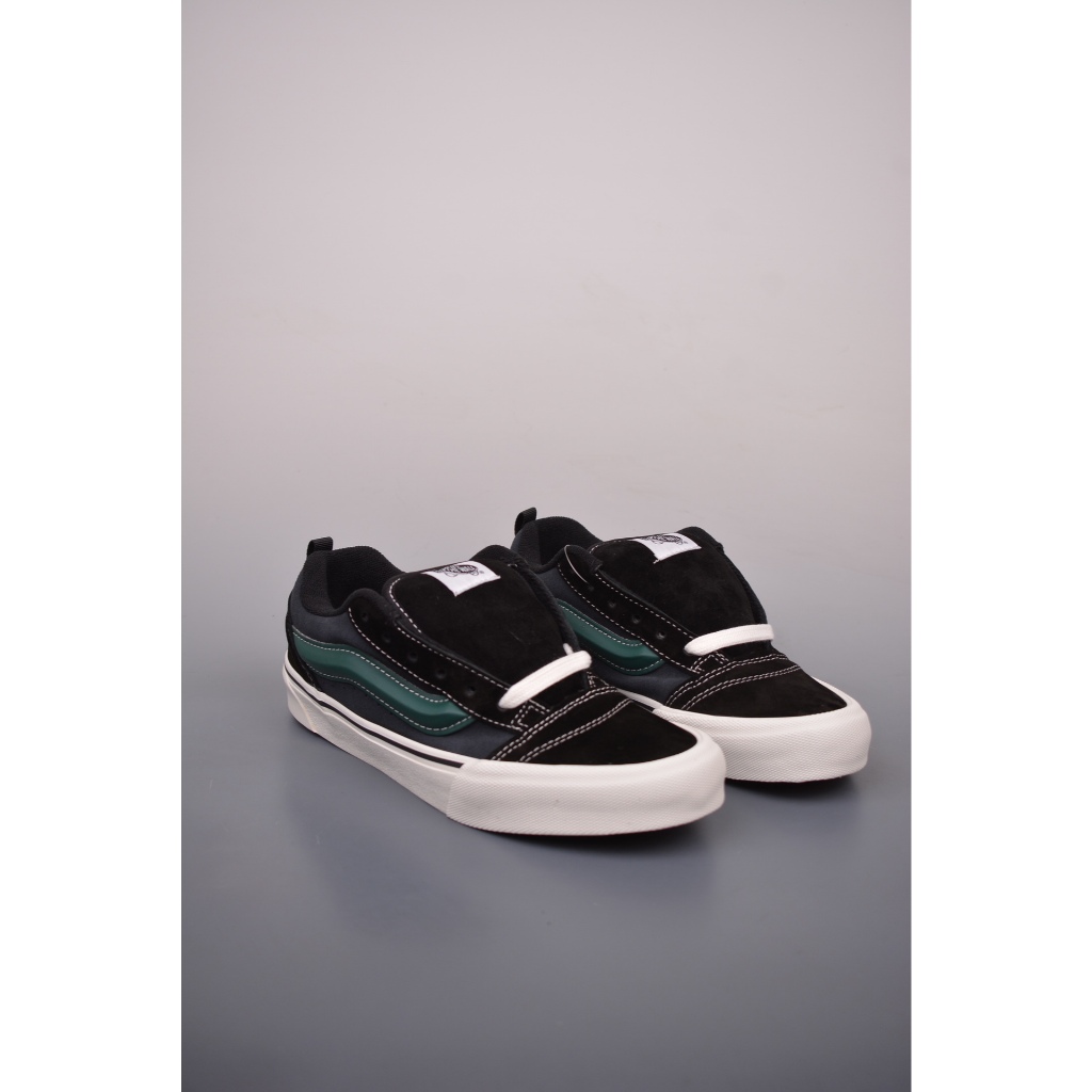 Vans Knu Skool รองเท้าลําลอง