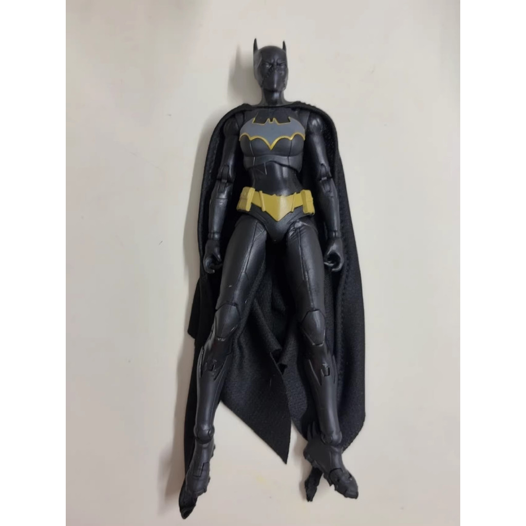 (ไม่มีกล่อง) McFarlane DC Cassandra Cain Batwoman Action Figure