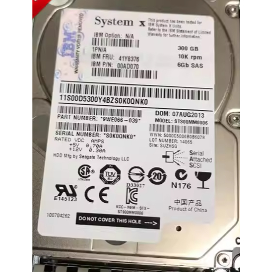 สําหรับ IBM ฮาร์ดไดรฟ์เชิงกลขนาด 2.5 นิ้ว SAS 300G 10K 90Y8878 ST300MM0006 พร้อมแร็ค