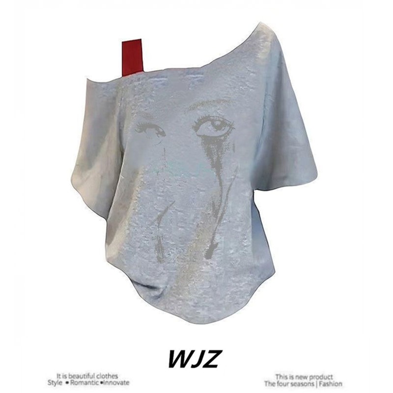 【WJZ】เสื้อยืดแขนสั้นผ้าฝ้ายแท้ ลายการ์ตูน สไตล์เกาหลี คอโชว์ไหล่ ผู้หญิง ทรงหลวม【pdd040】