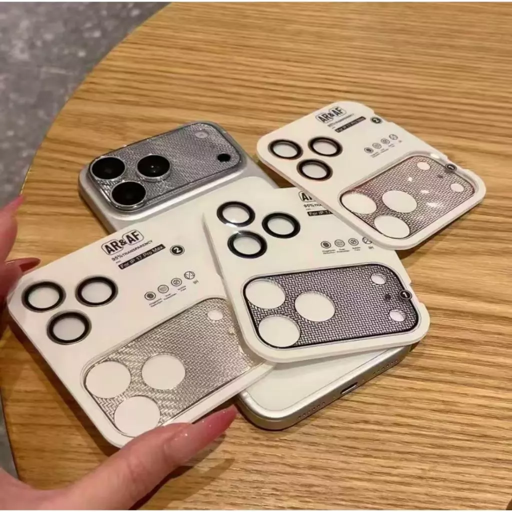 ฟิล์มกล้องเต็มจอ iPhone 17 Pro Max ความโปร่งใส 95% กันกระแทก ติดง่าย ไม่มีฟอง