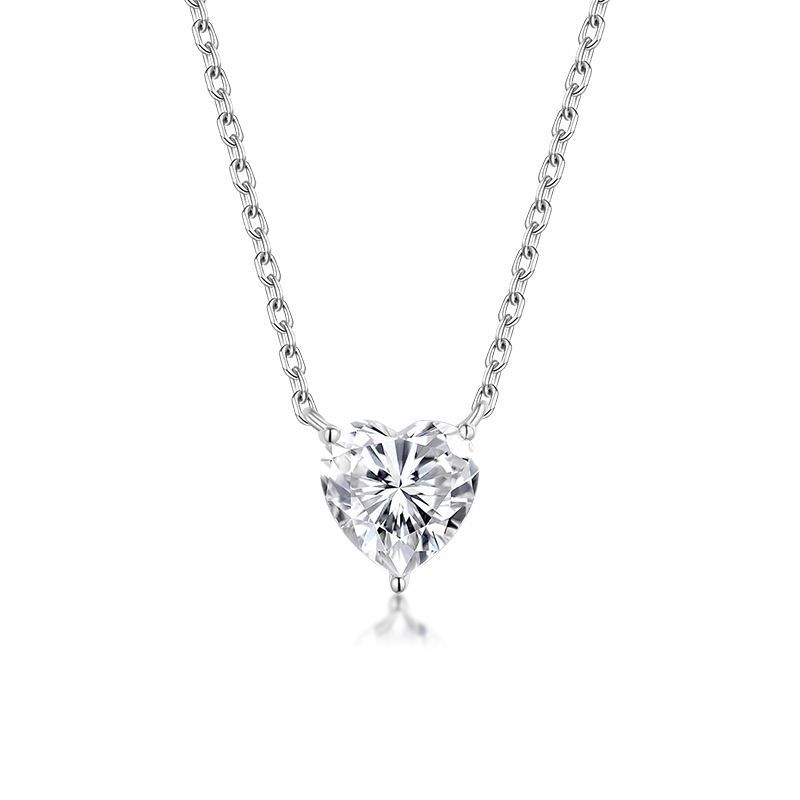 หัวใจคลาสสิก 2ct สร้อยคอจริง Moissanite 18K ชุบทอง 8 มม.สามง่ามจี้หัวใจใน S925 เงินสเตอร์ลิง