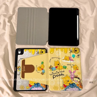 [วินนี่เดอะพูห์] เคสสําหรับ iPad iPad gen10/11th A16 2025 air8/7/6 2026 Pro 22/21/20 11in Air4/5 10.9 2020 10.2 Gen9 Gen8 Gen7 air6360° องศาเข้ากันได้