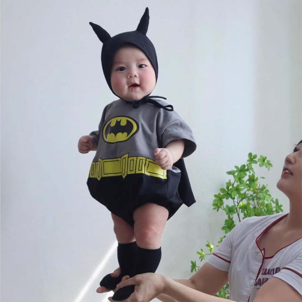 ชุดจัมพ์สูทแขนสั้นสไตล์แบทแมนทารก 0-2 ปี + เสื้อคลุมสีดํา + ชุดหมวก