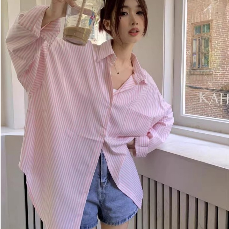พร้อมส่ง เสื้อเชิ้ตลายทาง สีฟ้าขาว สไตล์เกาหลี ผ้าบาง ใส่สบาย ฤดูร้อน ราคา ถูกที่สุด ดีลบีเคเค แกลเลอรีภาพที่ 2