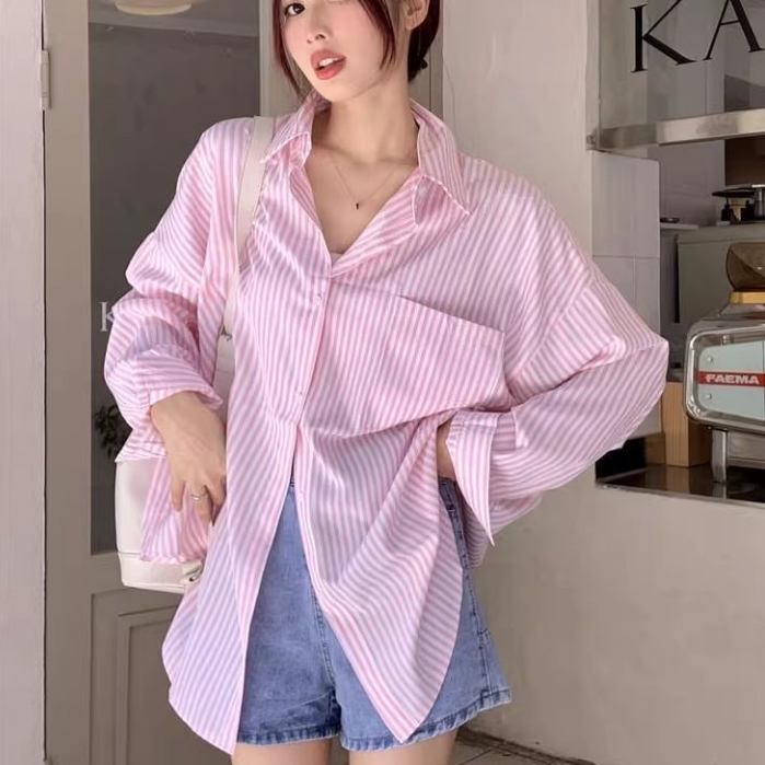 พร้อมส่ง เสื้อเชิ้ตลายทาง สีฟ้าขาว สไตล์เกาหลี ผ้าบาง ใส่สบาย ฤดูร้อน ราคา ถูกที่สุด ดีลบีเคเค แกลเลอรีภาพที่ 4