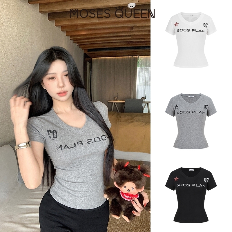 MOSESQUEEN เสื้อยืดคอกลม มอสเนสควีน สีขาว สีเทา และสีดำ ผ้าระบายอากาศนุ่ม สวมใส่สบายสำหรับทุกวัน #63509