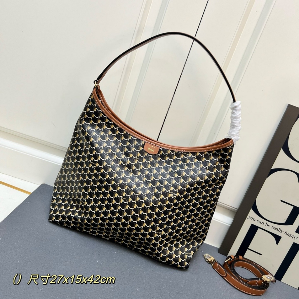 [Zivy Boutique] 42 ซม.ความจุขนาดใหญ่ HOBO กระเป๋าใต้วงแขนไหล่เดียวน้ําหนักเบาสบาย Essential สําหรับการเดินทางทุกวัน