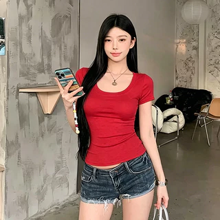 พร้อมส่ง ReinaQueen เสื้อยูนีคอทีเชิ้ตเข้ารูป ผ้าไมโครไฟเบอร์USA นุ่มละมุน สไตล์หวานใสเซ็กซี่ เข้ารูปโชว์หุ่น สาวตัวเล็กดูสูง ฮิตติดเทรนด์