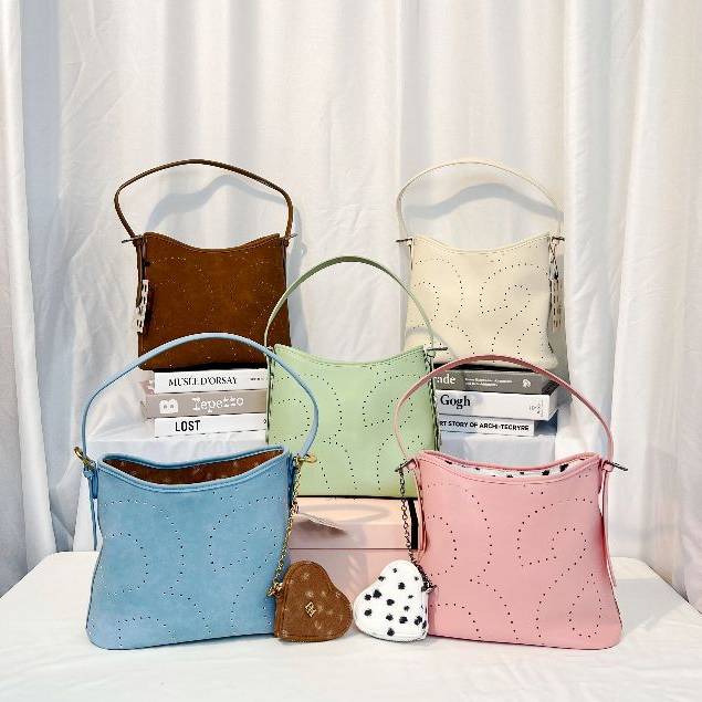 พร้อมจัดส่ง💫1：1 Rally Loop Bag Limited กระเป๋า bag กระเป๋าหนังสะพายข้างทรงโฮโบลายโลโก้ กระเป๋าโท