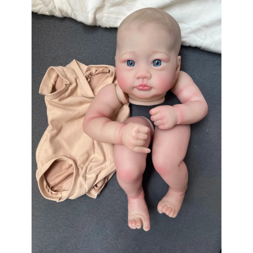 19 นิ้ว Reborn Doll Kit Lali สีผมมือ diy ตุ๊กตาส่วนผ้าและตาสีฟ้า 3D ผิวด้วยหลอดเลือดดําที่มองเห็นได้