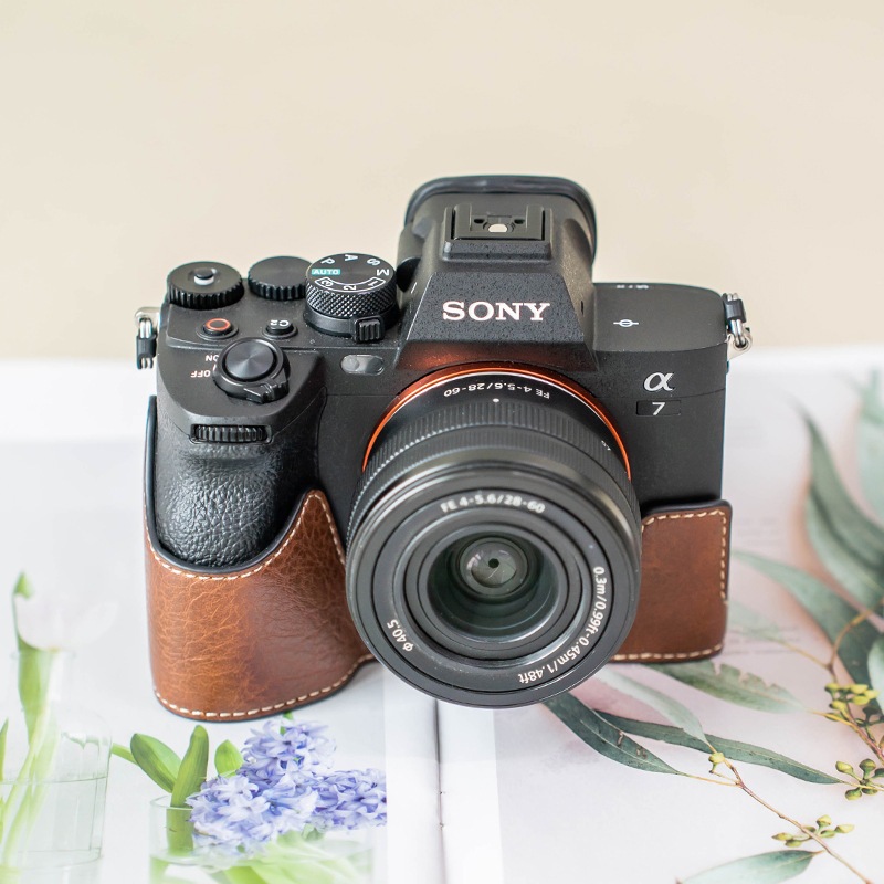 [Light Camera] เคสหนัง Sony α7 IV Alpha 7 IV/α7 V Alpha 7 V เคสกล้อง เคสป้องกันกล้อง กับสายคล้อง FS0