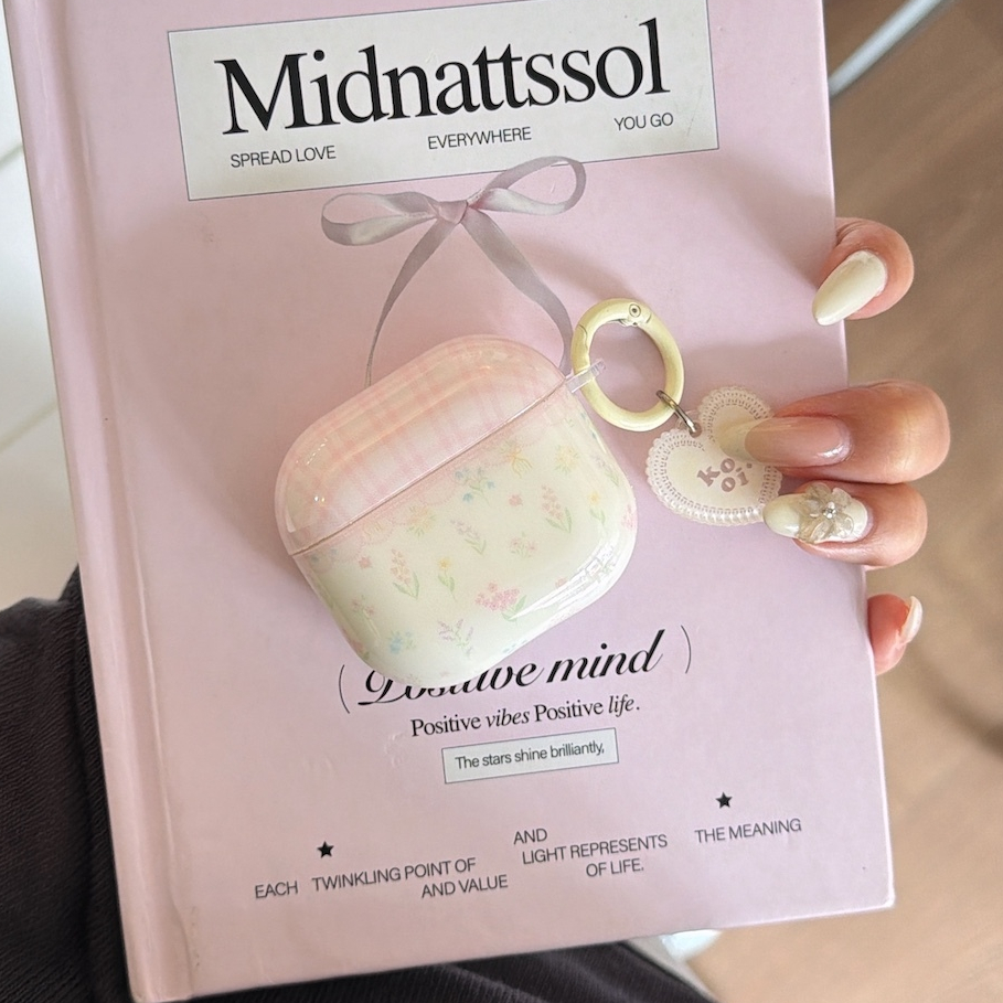 หูฟังเคสบลูทูธเข้ากันได้สําหรับ AirPods Pro3(2025) 4(2024) 1/2 Pro(2019) 3 Pro2(2022) เกาหลี Soft Girl ลายสก๊อตดอกไม้"ฝาครอบป้องกัน IMD พร้อม Charm