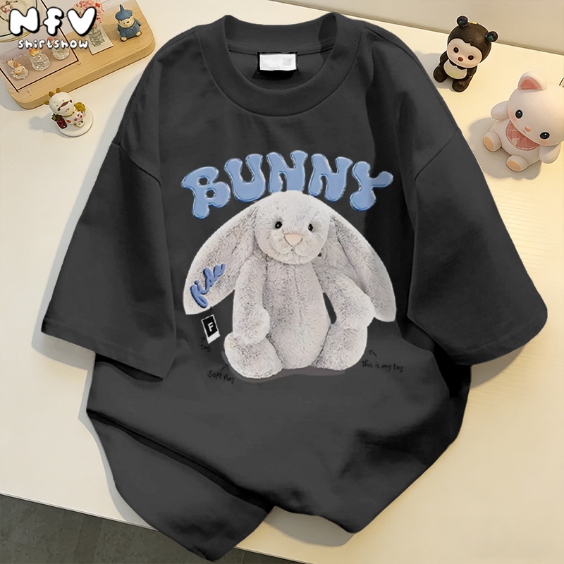 NFV พร้อมส่ง✨ลายพิมพ์กระต่ายตัวเล็ก แขนสั้น คอกลม เสื้อยืด ใส่สบายไม่รัดตัว ผ้าฝ้ายแท้ ใส่สบาย YG351