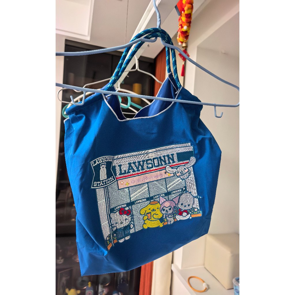 Japan ballchain tote bag ครบรอบ 50 ปีของ kitty ออกแบบลายแมวน้อย พกพาสะดวก สำหรับฤดูใบไม้ร่วงถึงฤดูหนาว