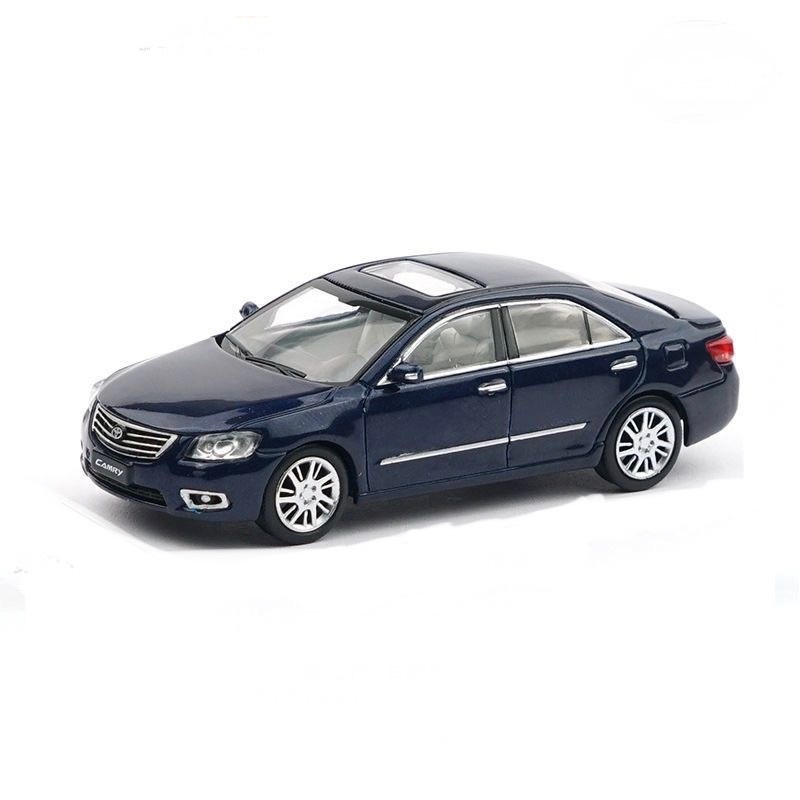Tuoyi 1: 64 Toyota Camry รุ่นที่หกสีน้ําเงินและแชมเปญรถรุ่นจําลองคอลเลกชันเครื่องประดับอารมณ์รถรุ่น