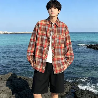 CoolChgเสื้อเชิ้ตแขนยาวลําลอง เสื้อเชิ้ตผู้ชาย ลายสก๊อต เนื้อดีนุ่มเบาบาง หลวมและระบายอากาศได้ สไตล์เกาหลี เท่ๆเข้ากับทุกแนว