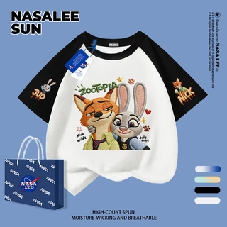 【จัดส่งวันเดียวกัน】เสื้อผ้าฝ้ายสีดำสำหรับเด็ก ลายจิ้งจอกกับกระต่ายการ์ตูน น่ารัก สนุกสนาน ใส่แล้วระบายอากาศดี เหมาะสำหรับหน้าร้อน เป็นเสื้อแขนสั้น เหมาะสำหรับเด็กอายุ 3-16 ปี ทั้งชายและหญิง