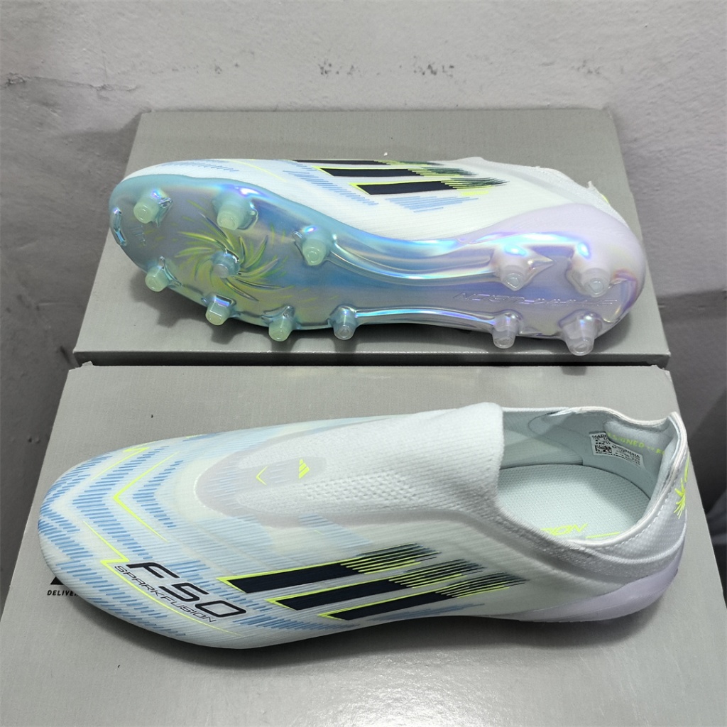 รองเท้าฟุตบอล F50 Elite FG Yamal แบบไร้เชือก กันลื่น และทนทาน ไซซ์ 39-45