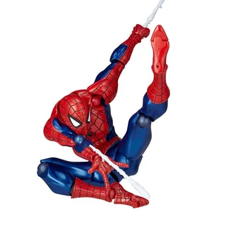 16 ซม.Revoltech Yamaguchi The Avengers Superhero Revolver Joint PVC Action Figure เดสก์ท็อปคอลเลกชันตกแต่งตุ๊กตาของเล่นกล่อง