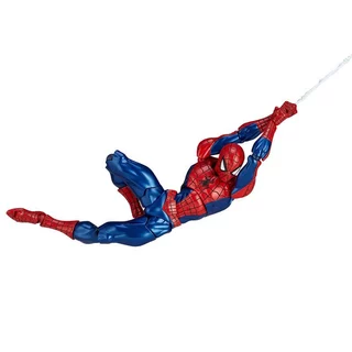 16 ซม.Revoltech Yamaguchi The Avengers Superhero Revolver Joint PVC Action Figure เดสก์ท็อปคอลเลกชันตกแต่งตุ๊กตาของเล่นกล่อง