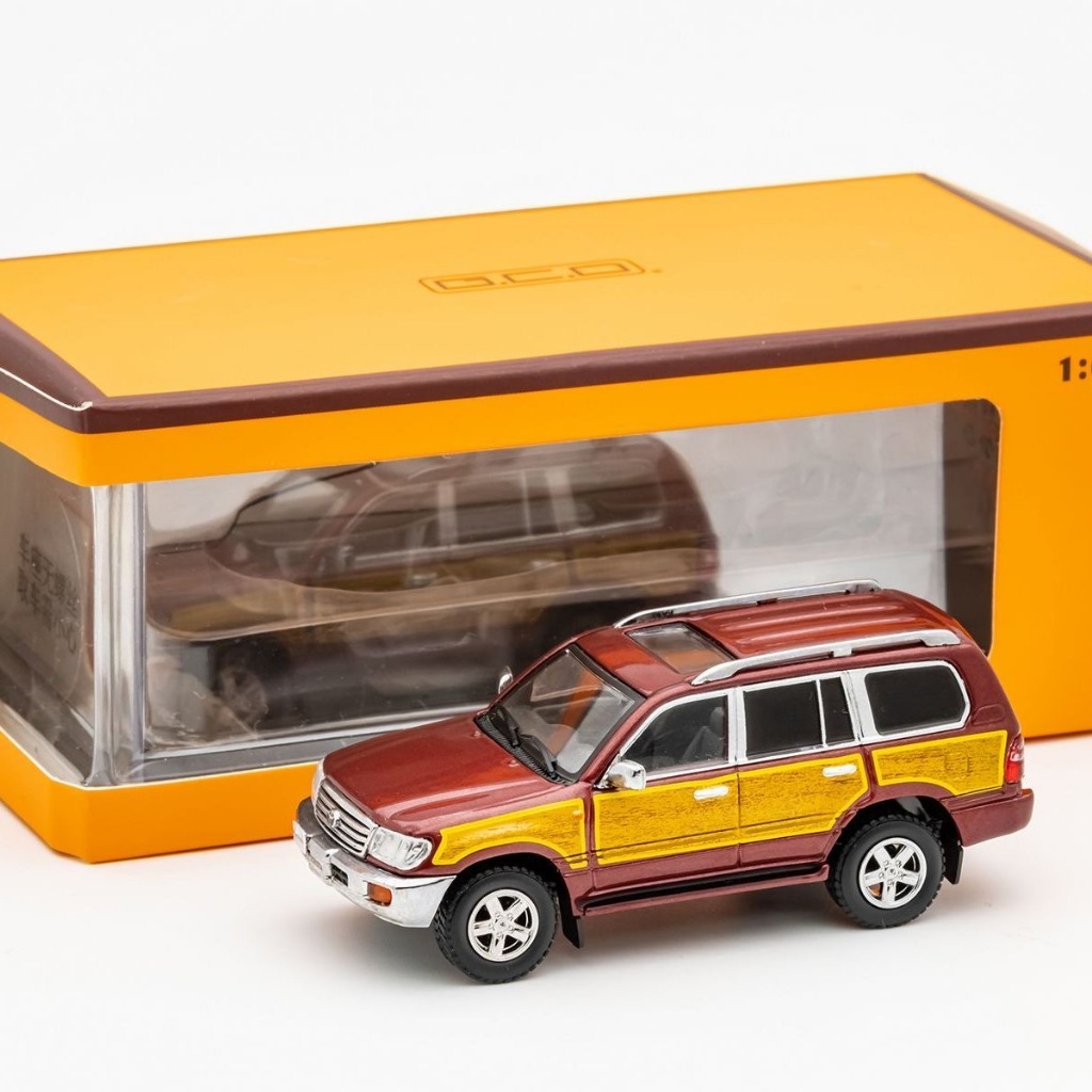 GCD 1: 64 Toyota Land Cruiser LC100 Retro Wood Grain โมเดลรถคอลเลกชันเครื่องประดับ
