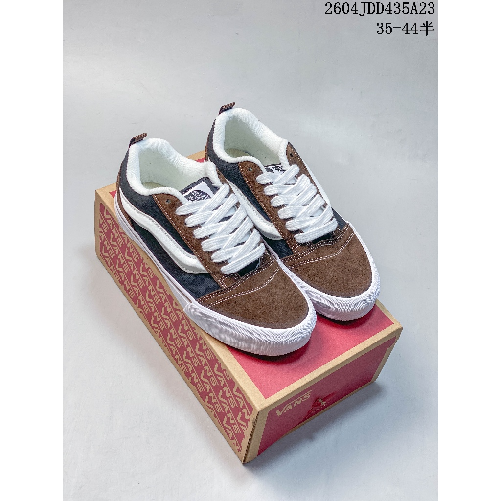 ​Vans Knu Skool รองเท้าลําลอง