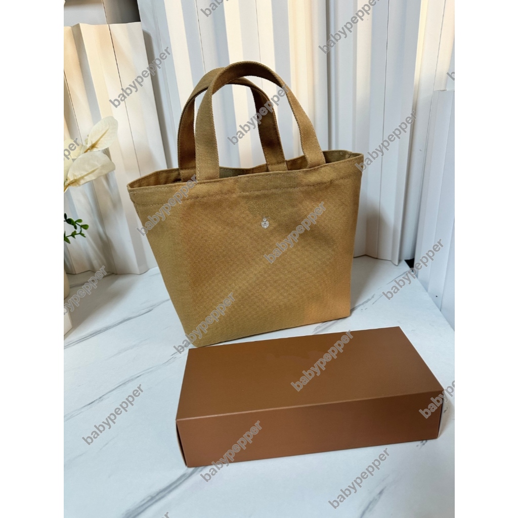 กระเป๋าถือแฟชั่นฤดูร้อนเรียบง่าย มาใหม่! ขนาด 35x21x16 ซม.
