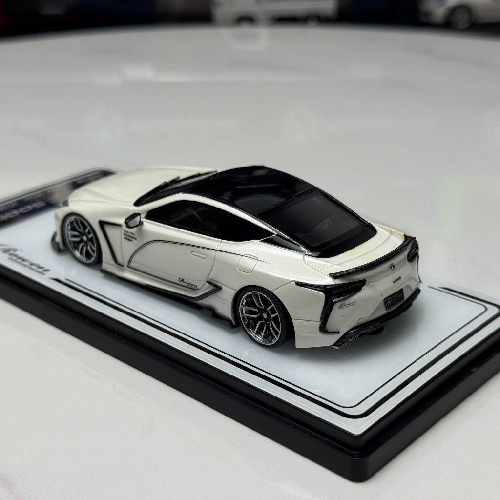 YM ymmodel 1/43 Lexus LC500 สีขาวถึง|||รุ่นบรรจุโดยไม่ต้องด้านนอกกล่องกระดาษออกจากพิมพ์สีรถเก่าที่มี
