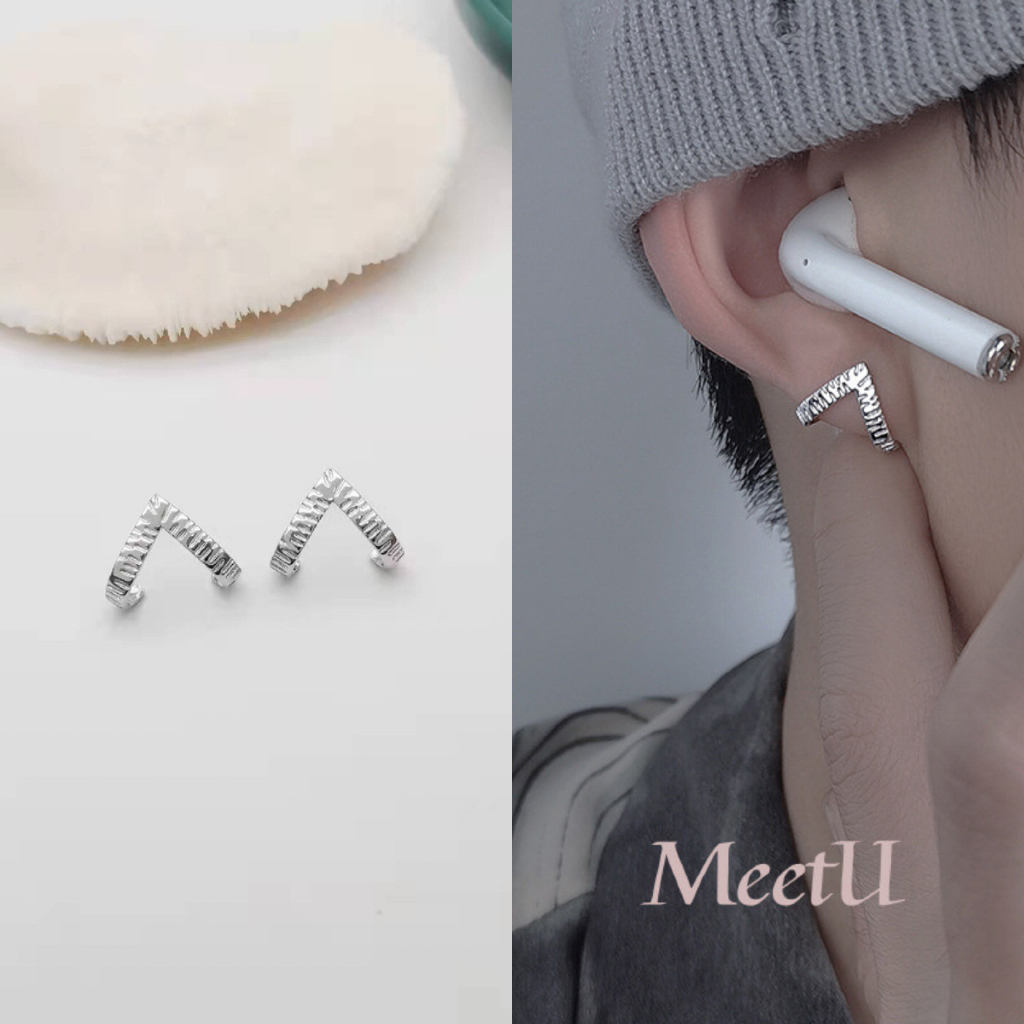 ส925 เงินที่ไม่ซ้ํากันแพะต่างหูผู้ชายแฟชั่นต่างหูที่เรียบง่าย