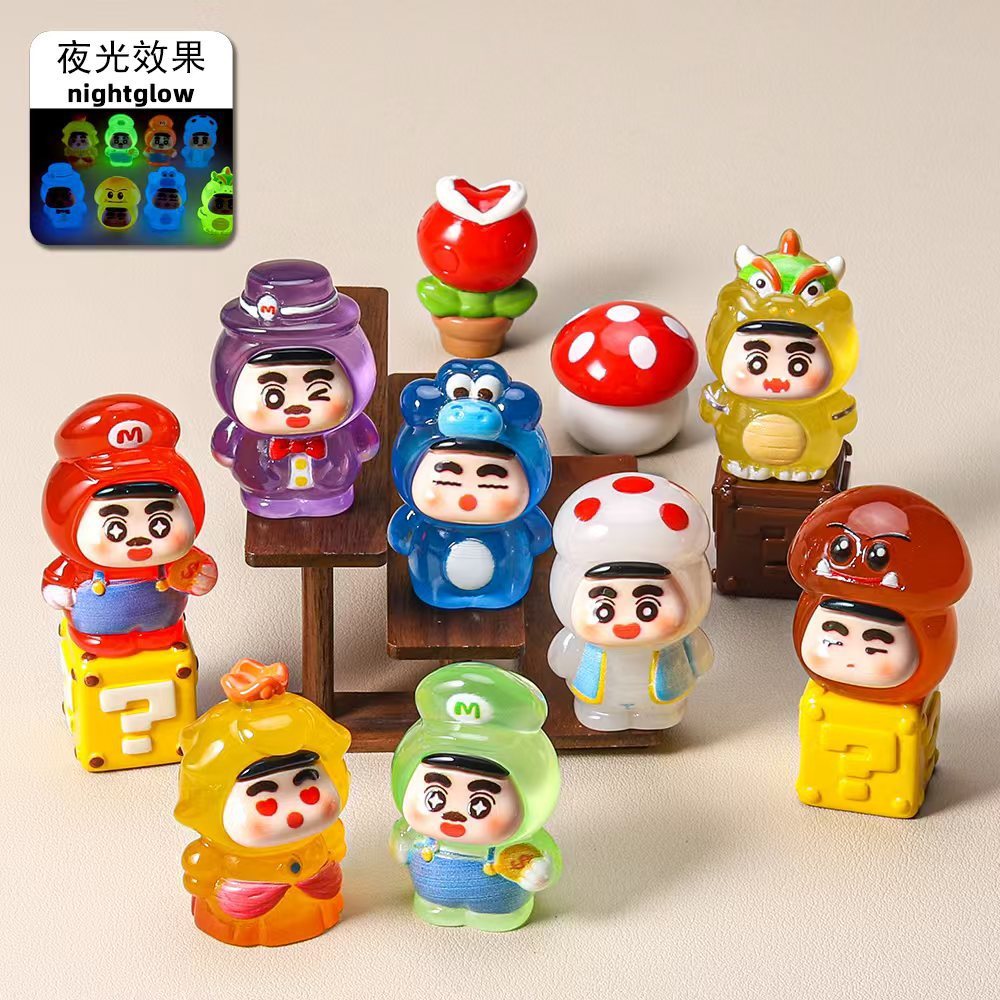 8 ชิ้นน่ารัก Mario Shin-chan การ์ตูน 3D เรซิ่น Charms สําหรับ DIY (14-31)
