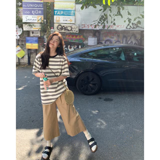 B&R จัดส่งจากไทย เสื้อยืดแขนสั้นลายทางผู้หญิง เสื้อหลวม คอกลม สี kontrast สตรี ผ้าใส่สบายไม่ยับง่าย