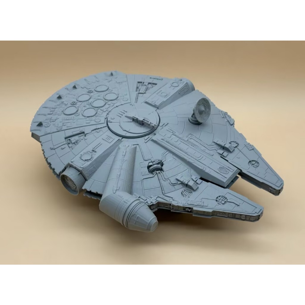 Star Wars Chiniu Falcon Space Battleship Assembly Model ของขวัญวันเกิดเด็ก