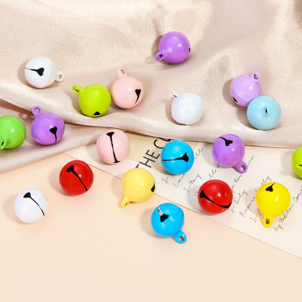 10-20 ชิ้น DIY สีสันของเล่นสัตว์เลี้ยง ระฆังสร้อยคอ จี้พวงกุญแจ อุปกรณ์เสริมจี้ สีเคลือบ