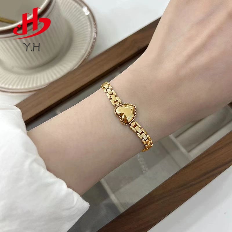⭐Y.H⭐ รูปหัวใจ สายรัด ละเอียดอ่อน 18 K สีทอง สร้อยข้อมือสแตนเลส