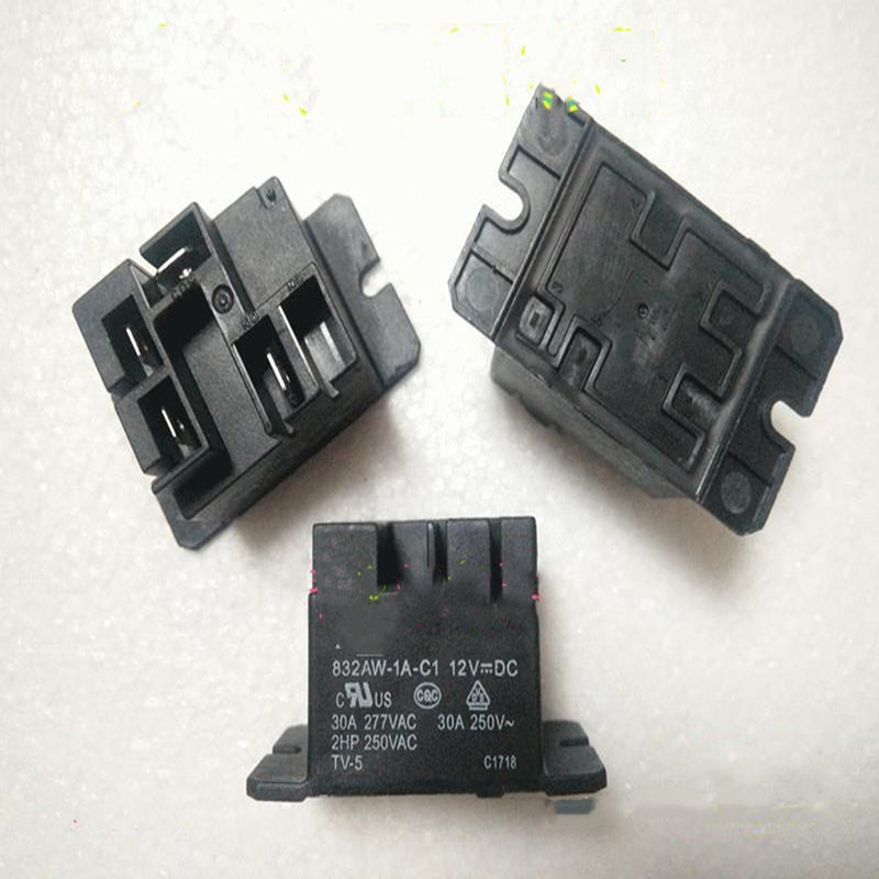 รีเลย์ 832AW-1A-C1 12VDC 30A