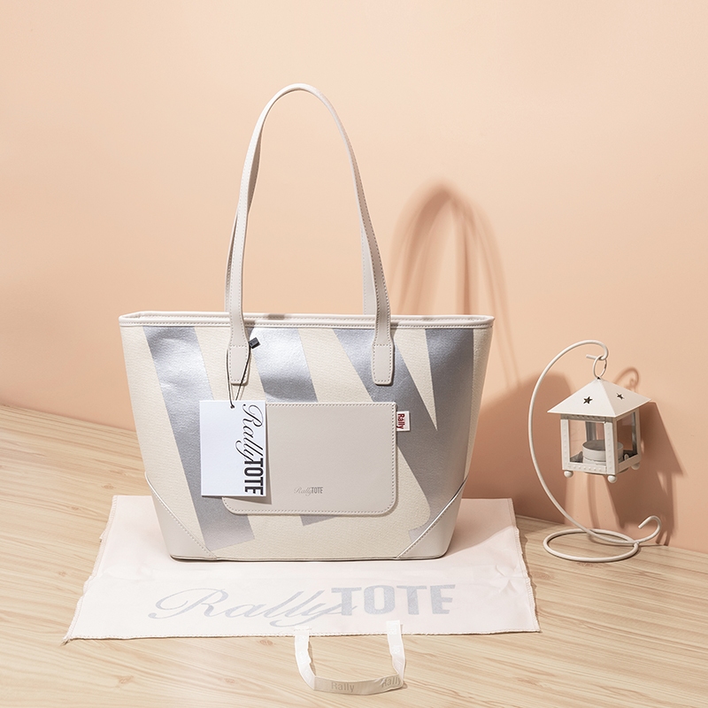 Rally bag คอลเลคชั่นใหม่ล่าสุดของ Totes พร้อมส่ง ใช้งานได้ลงตัว 1:1 ราคา ถูกที่สุด ดีลบีเคเค แกลเลอรีภาพที่ 9